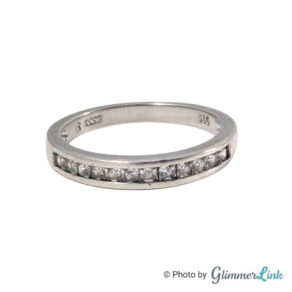 Esse CZ Crystal 925 Sterling Silver Band Ring Sz 8.25